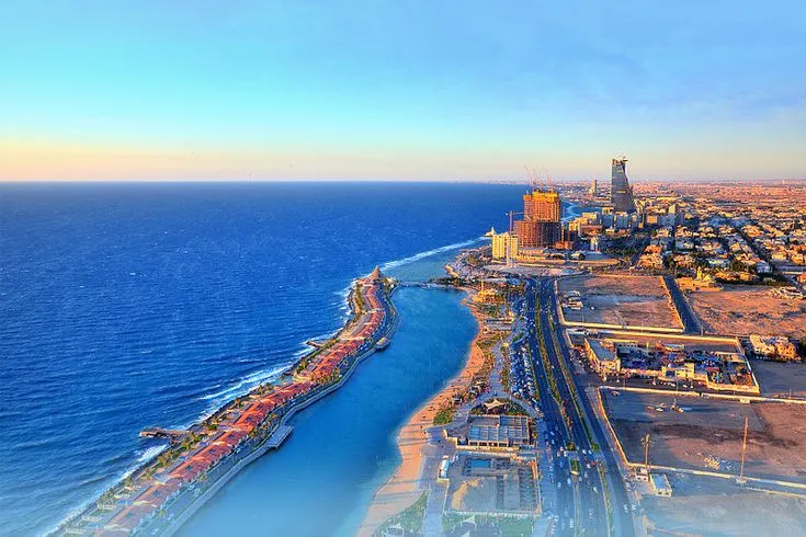 Suudi Arabistan Jeddah Cidde Limanı Konteyner Taşımacılığı